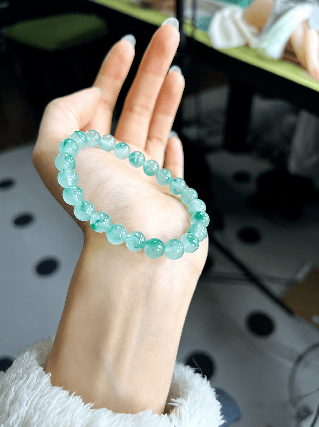 8mm Natural African Green Jade-Like Stone Bracelet (Dulong Jade Trade Name) – Handmade Beaded Stretch Bracelet with Natural Internal Patterns