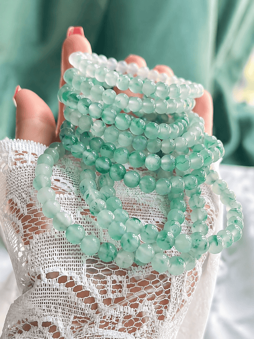 8mm Natural African Green Jade-Like Stone Bracelet (Dulong Jade Trade Name) – Handmade Beaded Stretch Bracelet with Natural Internal Patterns