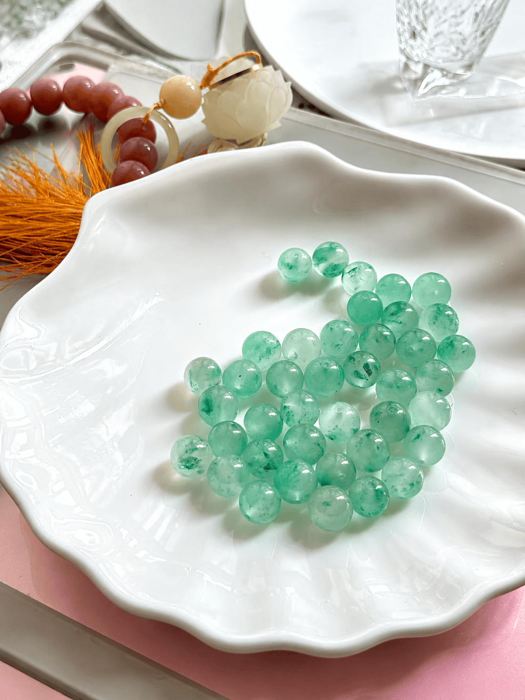 8mm Natural African Green Jade-Like Stone Bracelet (Dulong Jade Trade Name) – Handmade Beaded Stretch Bracelet with Natural Internal Patterns