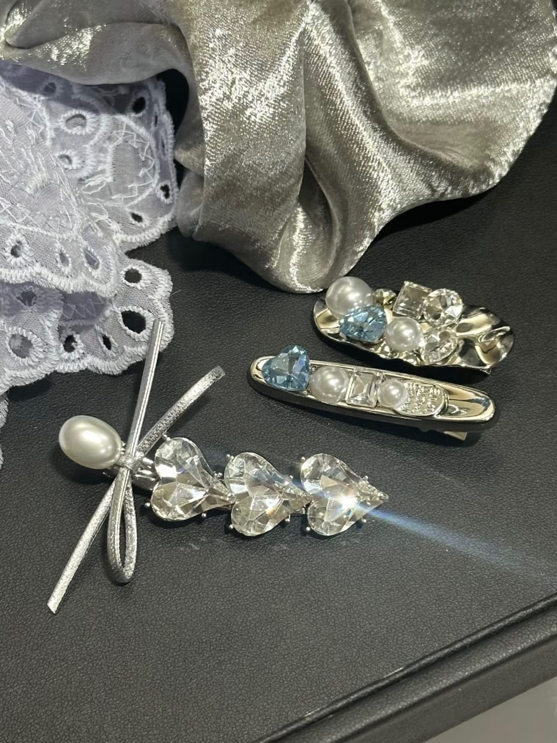 Crystal Bow Hair Clips with Pearls | Rhinestone Barrettes 2-Piece Set