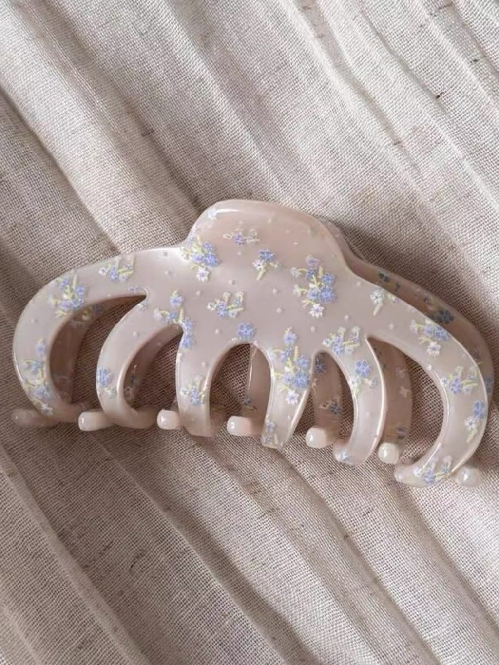Ditsy Floral Acetate Hair Claw Clip | Elegant Flower Hair Accessory