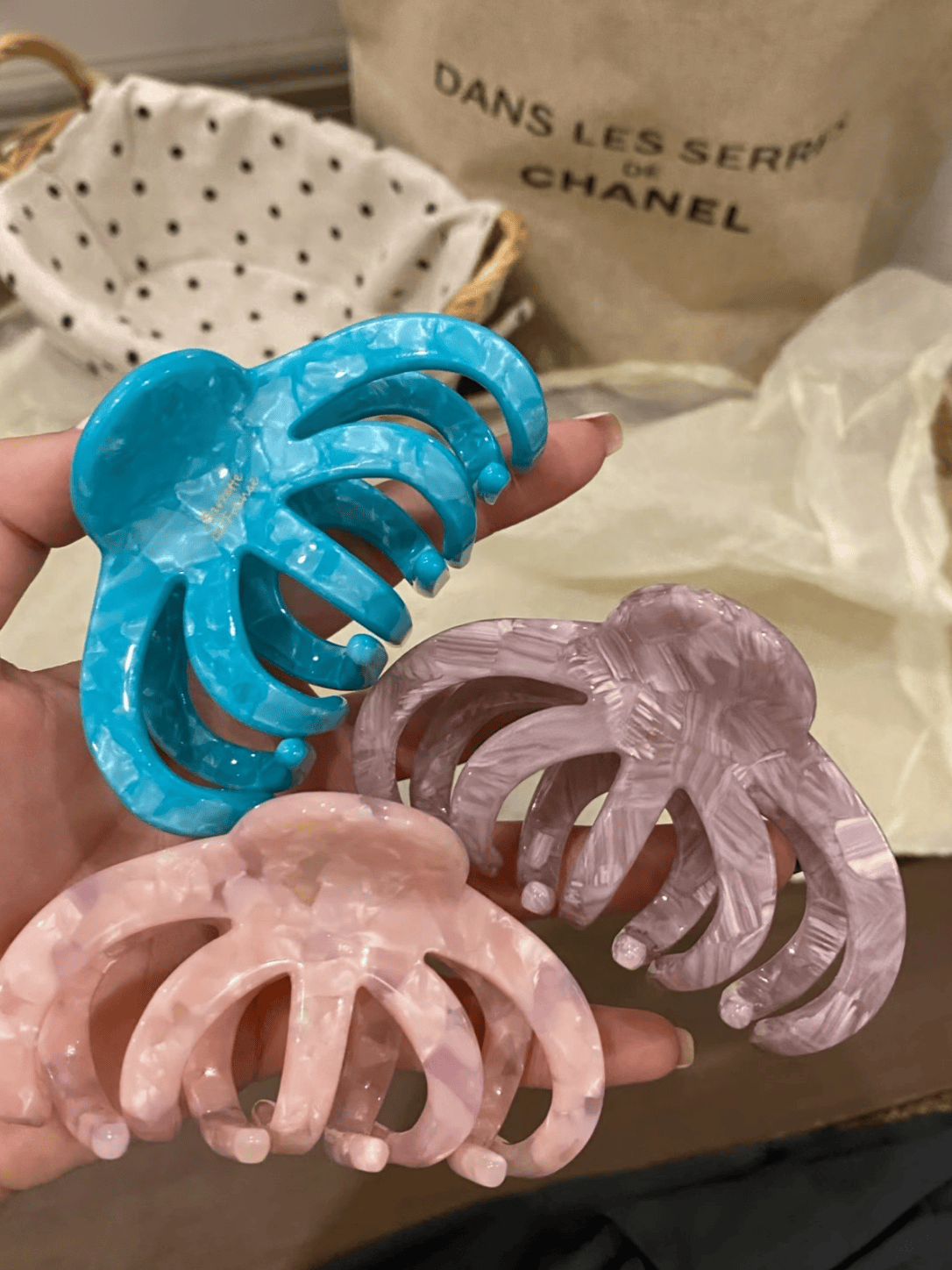 Dreamy Textured Acetate Hair Claw Clip – Elegant Large Hair Accessory