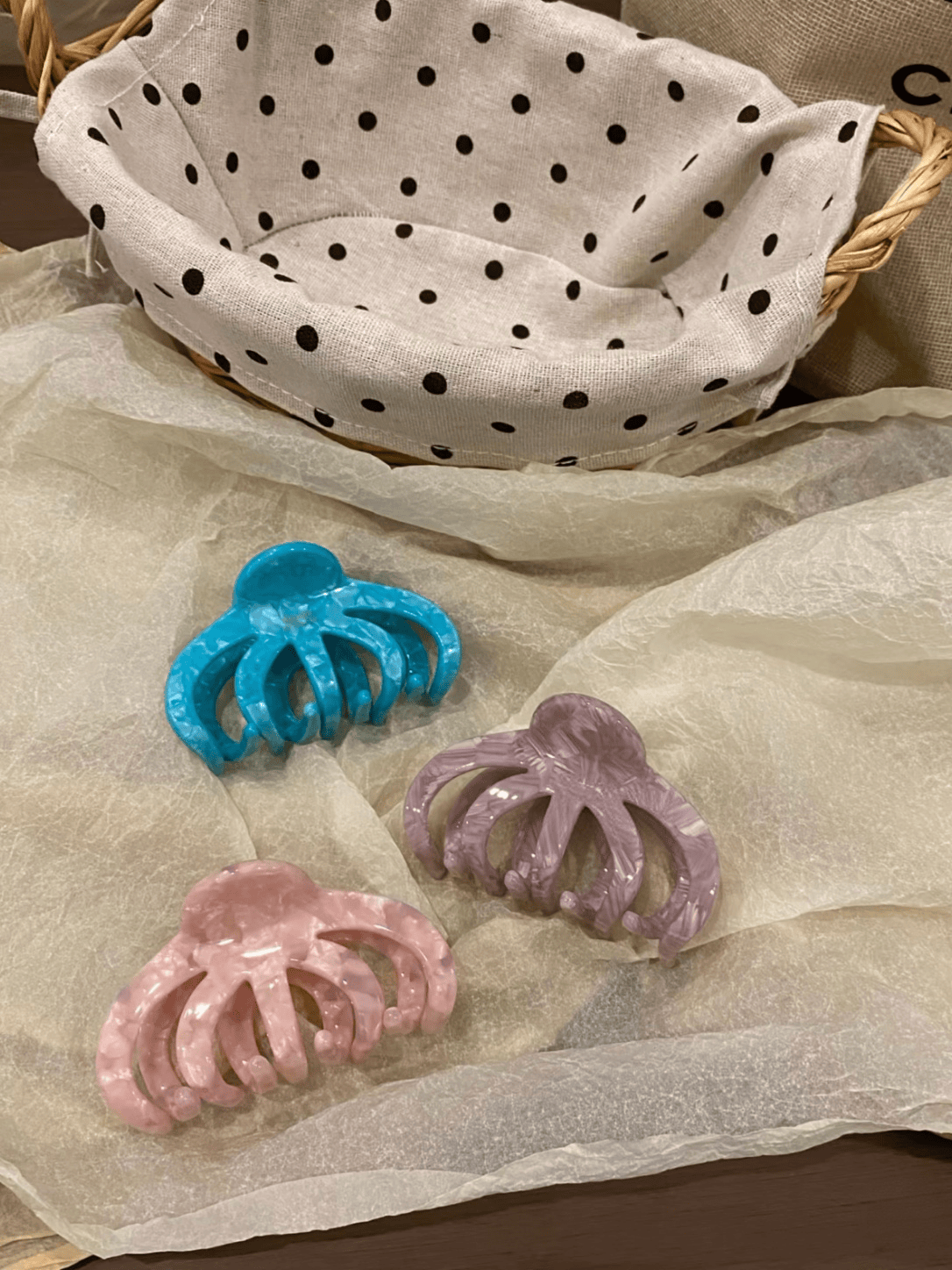 Dreamy Textured Acetate Hair Claw Clip – Elegant Large Hair Accessory