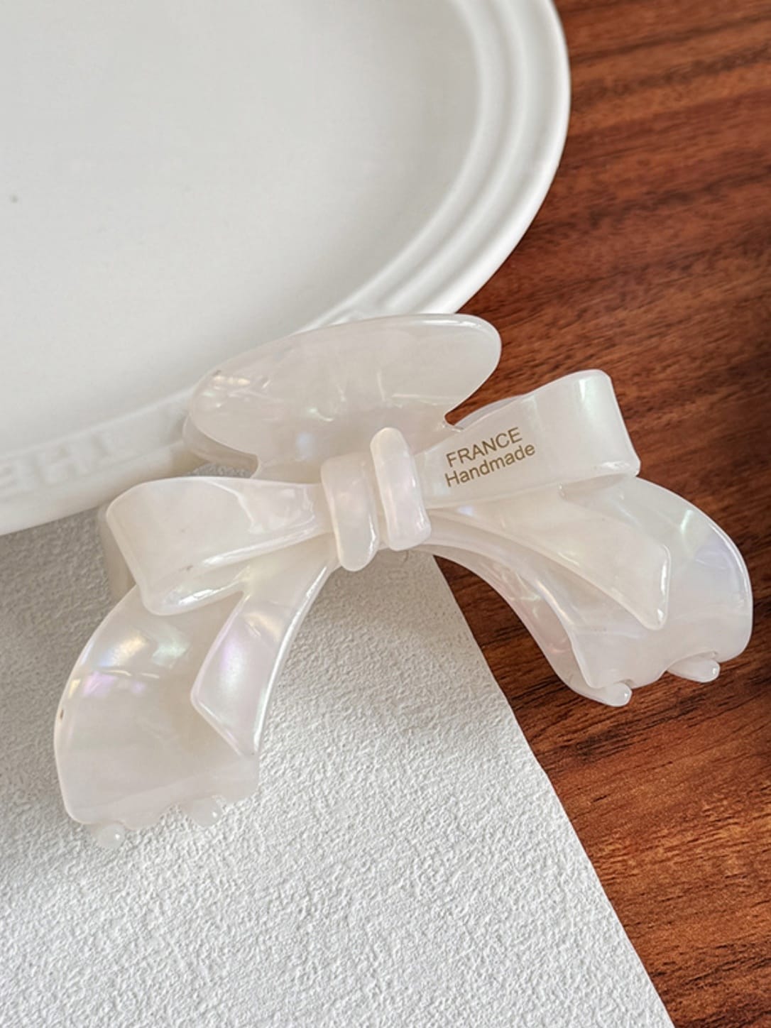 Elegant Acetate Bow Hair Claw Clip | Vintage-Inspired Accessory