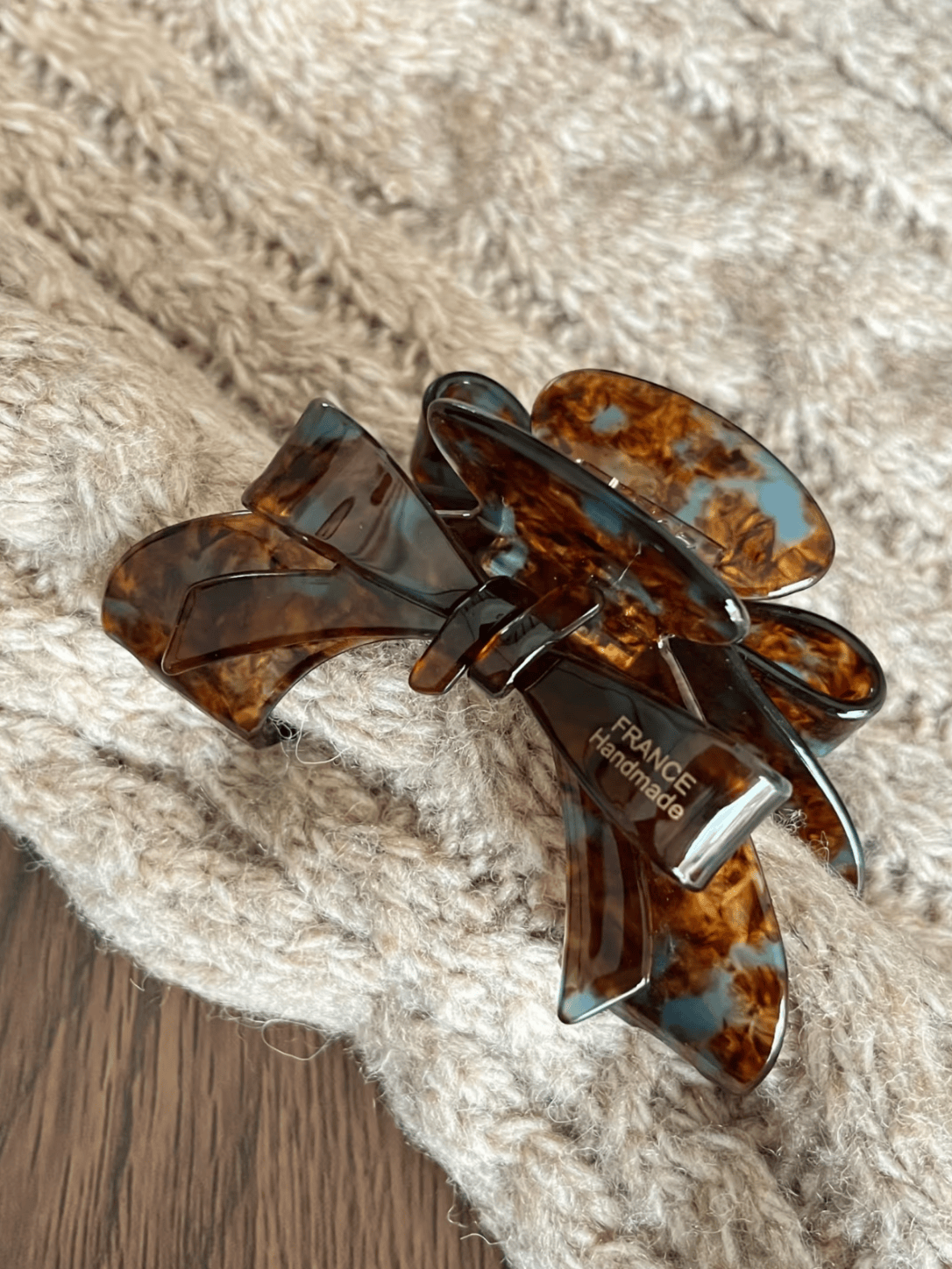 Elegant Acetate Bow Hair Claw Clip | Vintage-Inspired Accessory