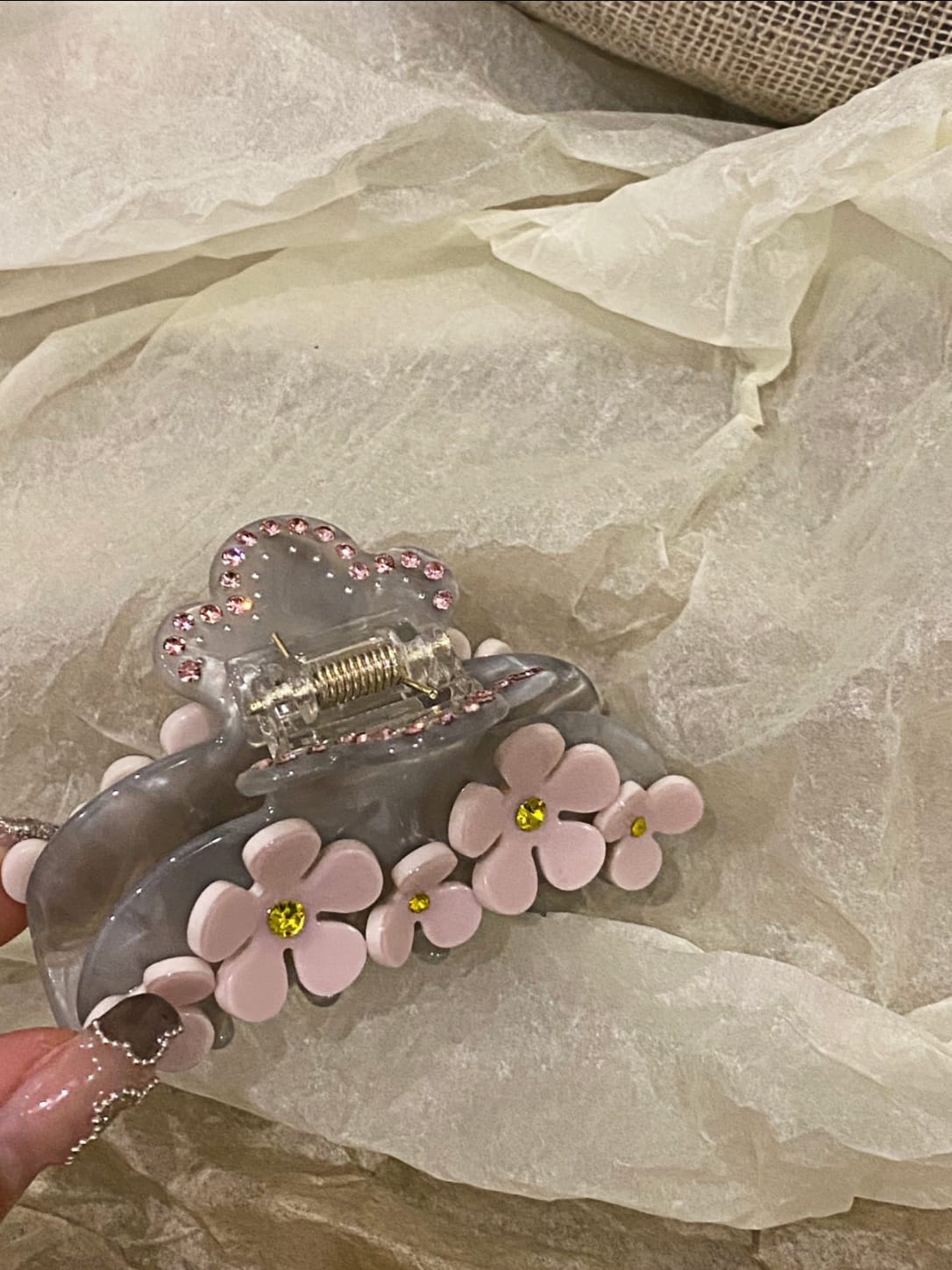 Elegant Camellia Rhinestone Hair Claw Clip – Vintage Floral Acetate Hair Clip for Women