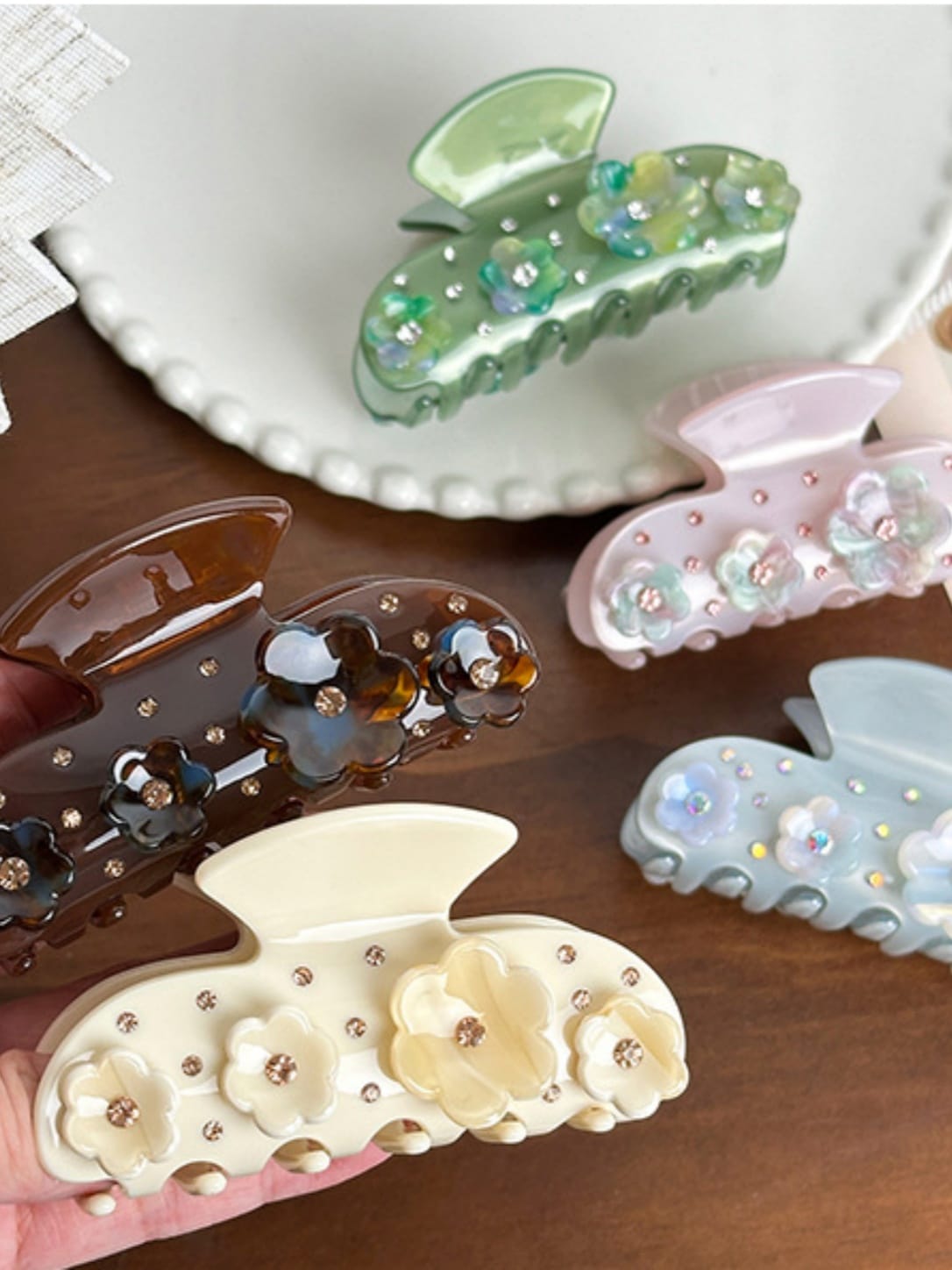 Elegant Floral Rhinestone Acetate Hair Claw Clip