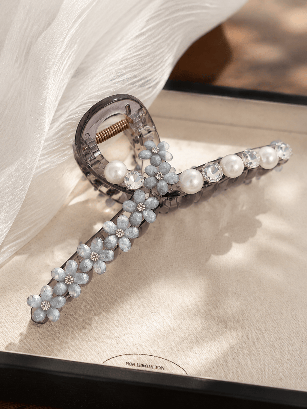Elegant Pearl & Rhinestone Hair Claw Clip for Women, French Style Hair Accessory for Updos, Weddings & Everyday Wear