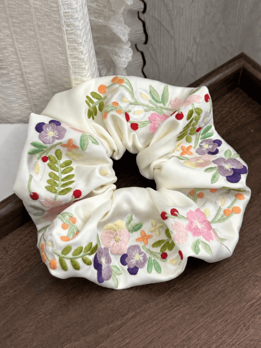 Embroidered Floral Satin Scrunchie – Oversized Hair Tie for Women, Soft & Gentle Ponytail Holder, Vintage Botanical Accessory