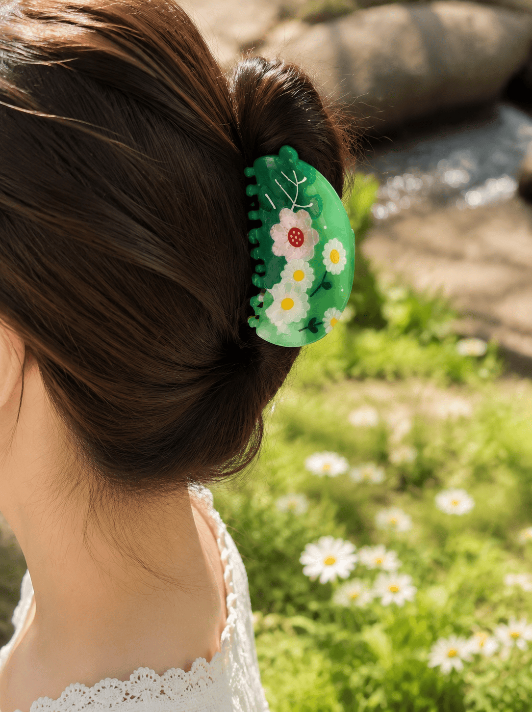 Floral Acetate Hair Claw Clip 8cm | Cute Daisy Flower Hair Clip for Women