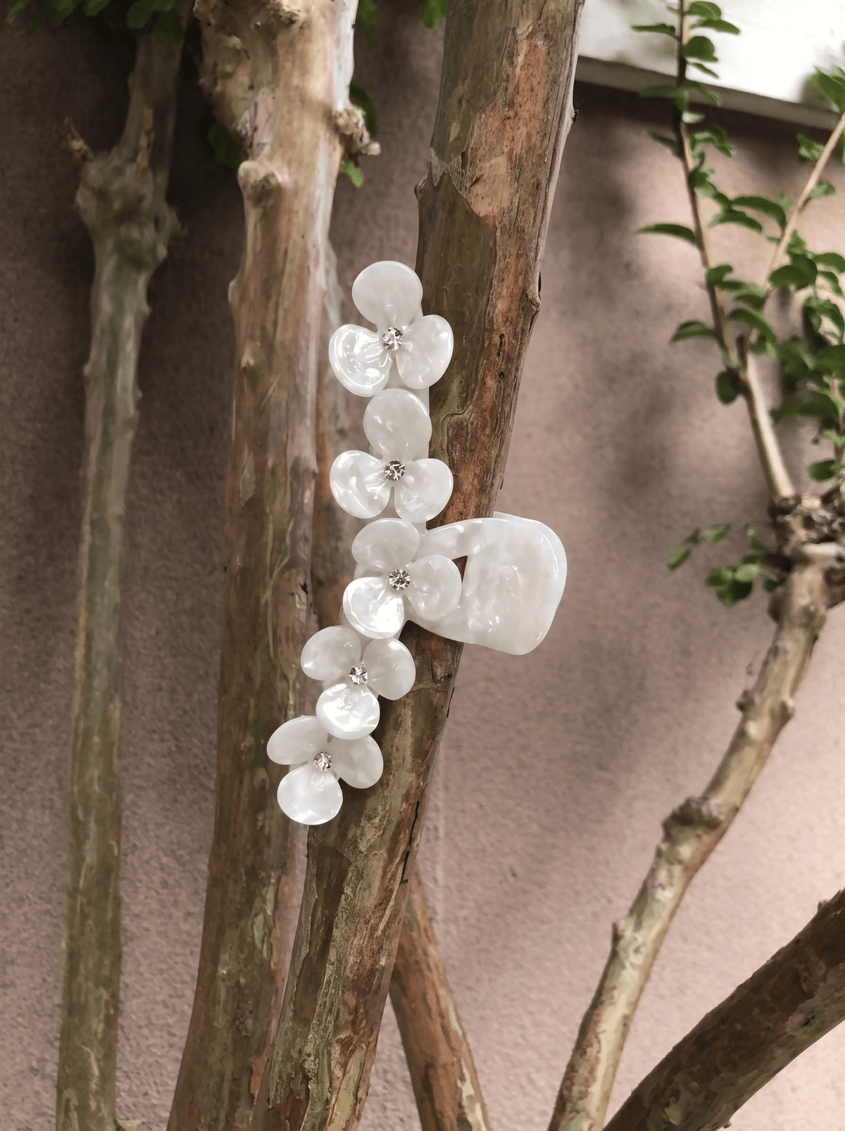 Flower Acetate Hair Claw Clip for Thick Hair – Oversized Floral Hair Clip with Strong Hold