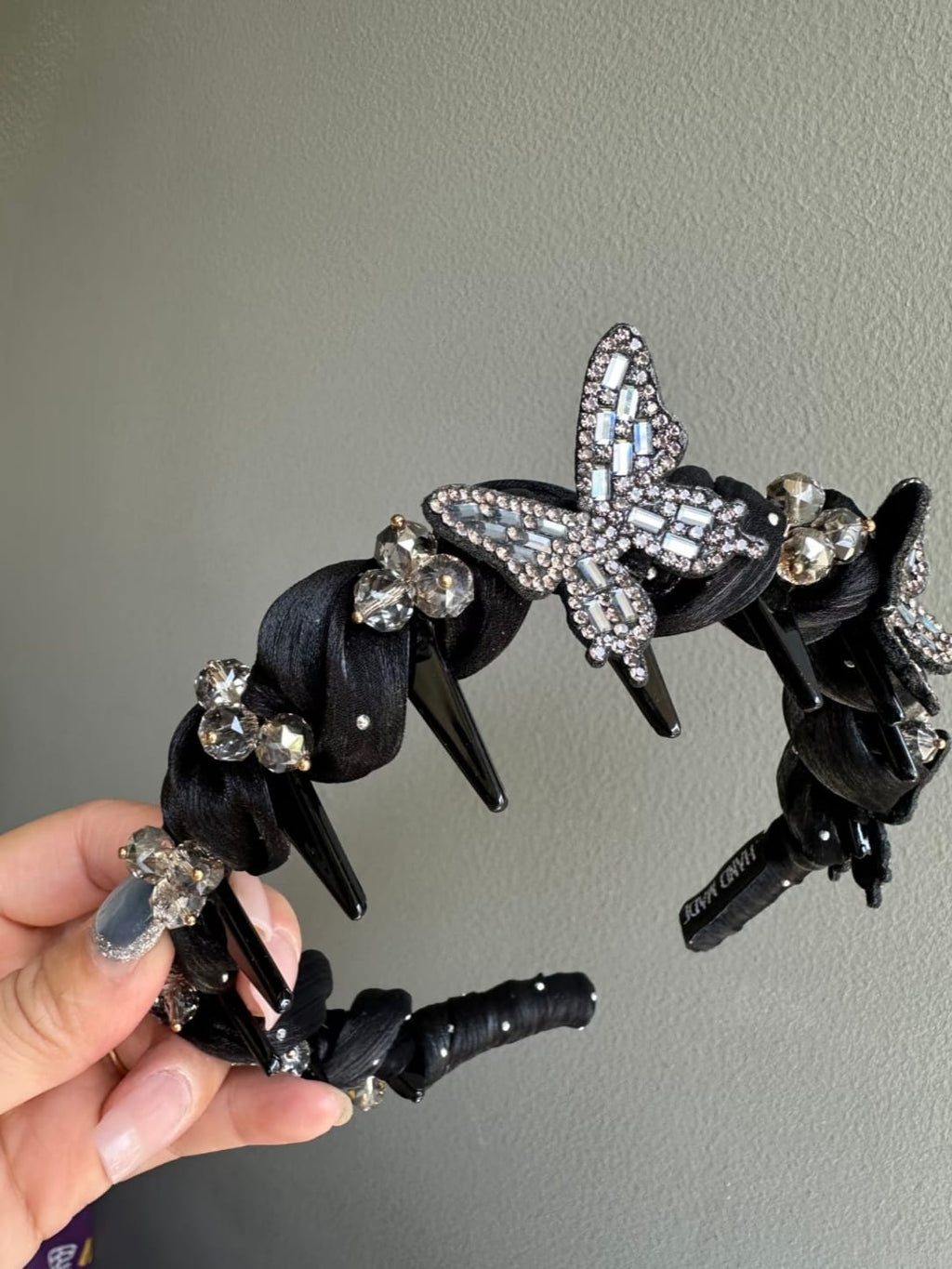 Full-Rhinestone Butterfly Headband – Black Mesh Hair Accessory