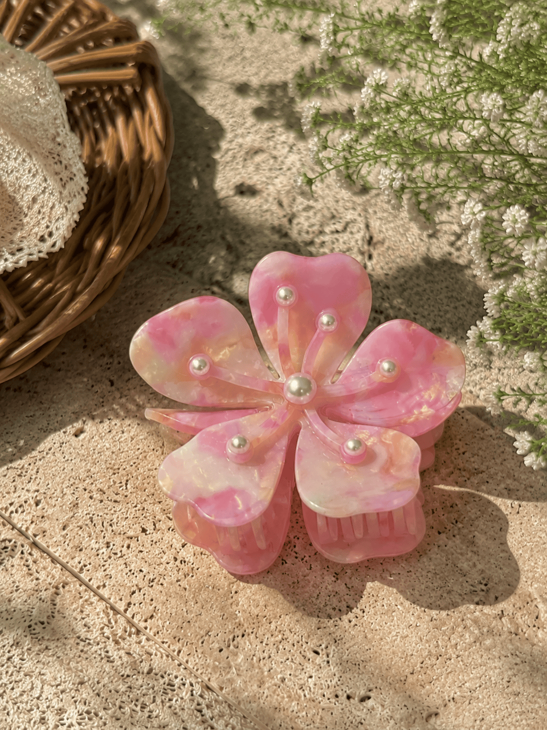  Gradient Flower Hair Claw Clip – Pearl Acetate Floral Claw Clip 