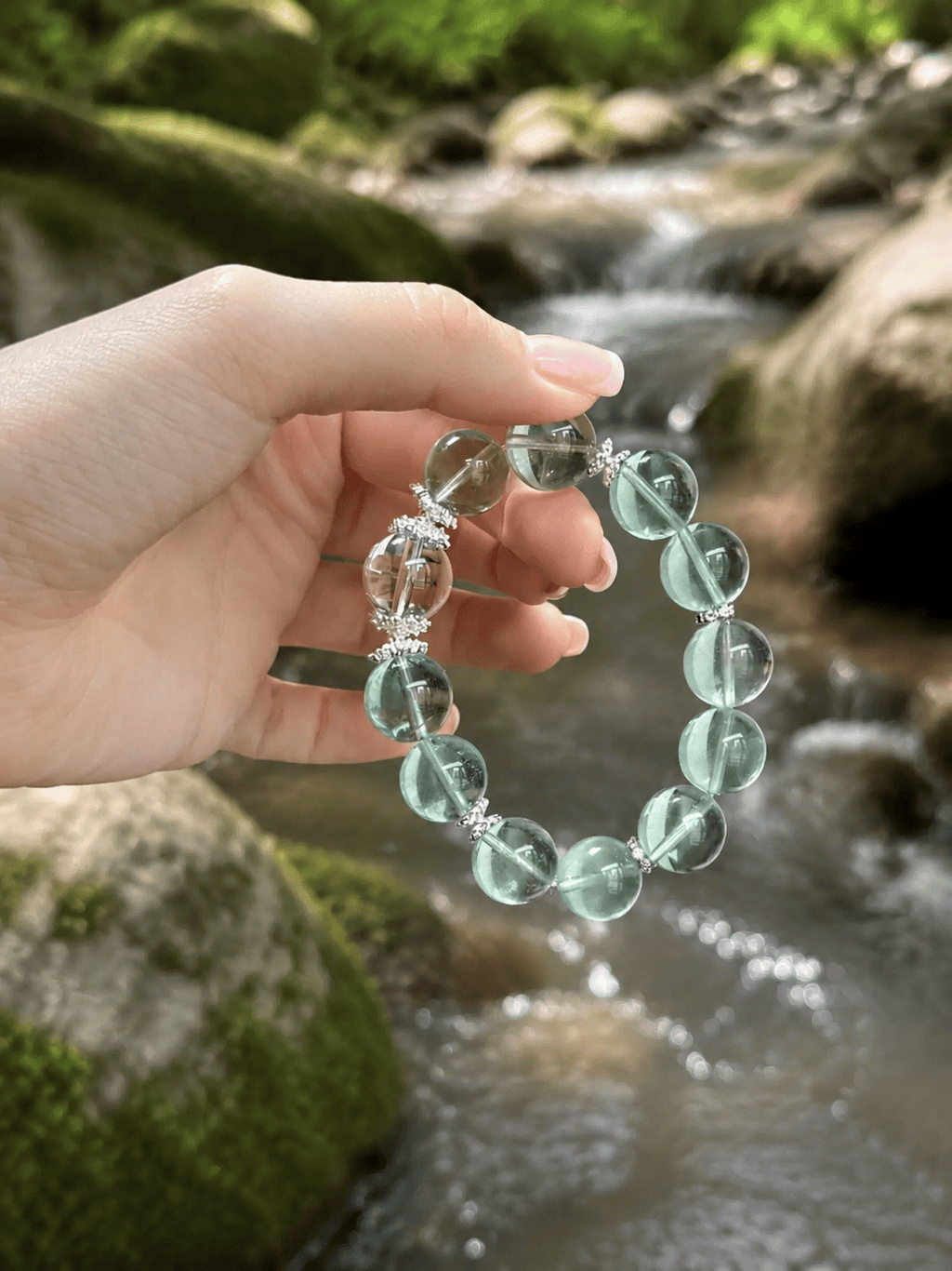 Natural Green Fluorite & White Crystal Beaded Bracelet – Elegant Women’s Gemstone Bracelet with Minimalist Luxury Design