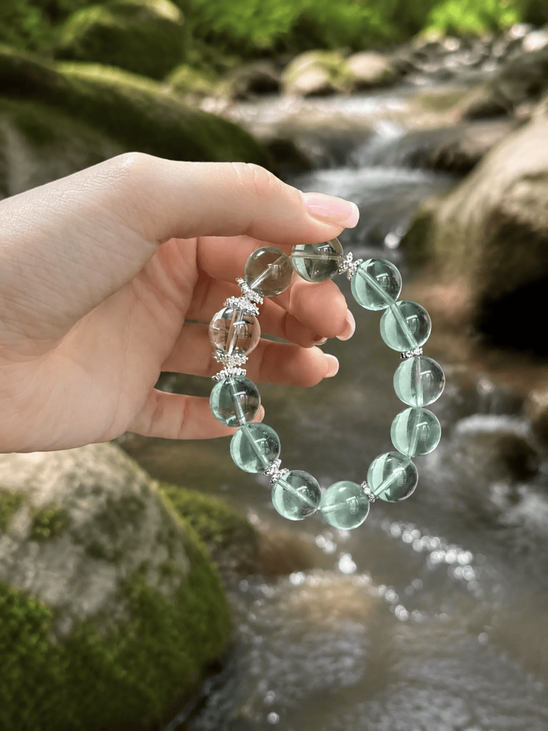 Natural Green Fluorite & White Crystal Beaded Bracelet – Elegant Women’s Gemstone Bracelet with Minimalist Luxury Design