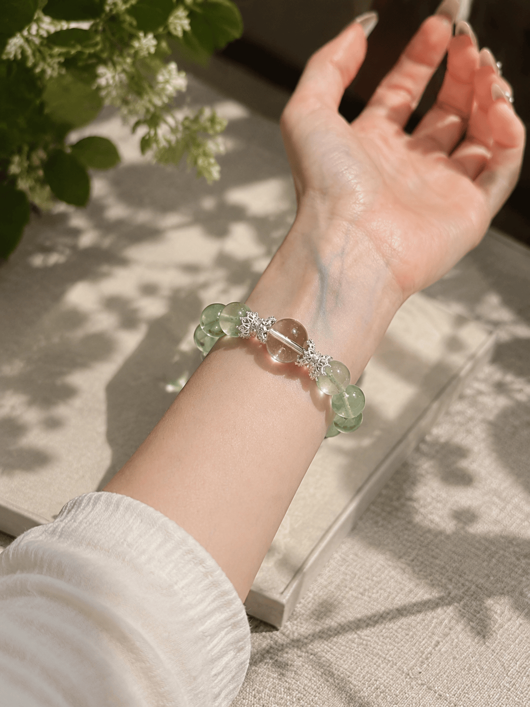 Natural Green Fluorite & White Crystal Beaded Bracelet – Elegant Women’s Gemstone Bracelet with Minimalist Luxury Design