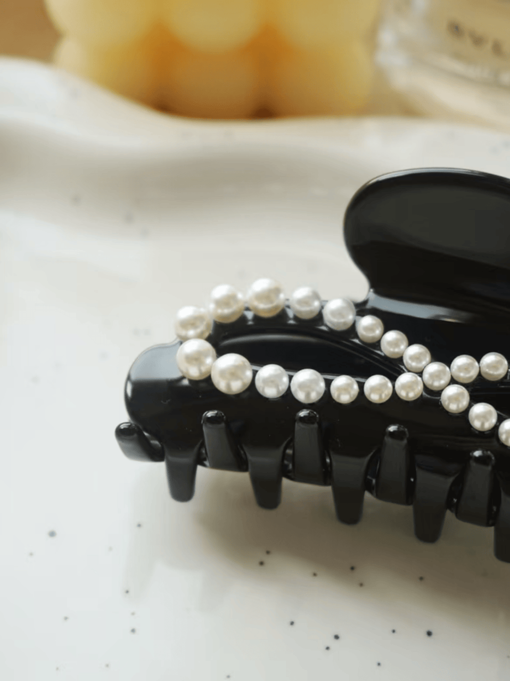 Pearl Bow Acetate Hair Claw Clip – Elegant Oversized Hair Clip