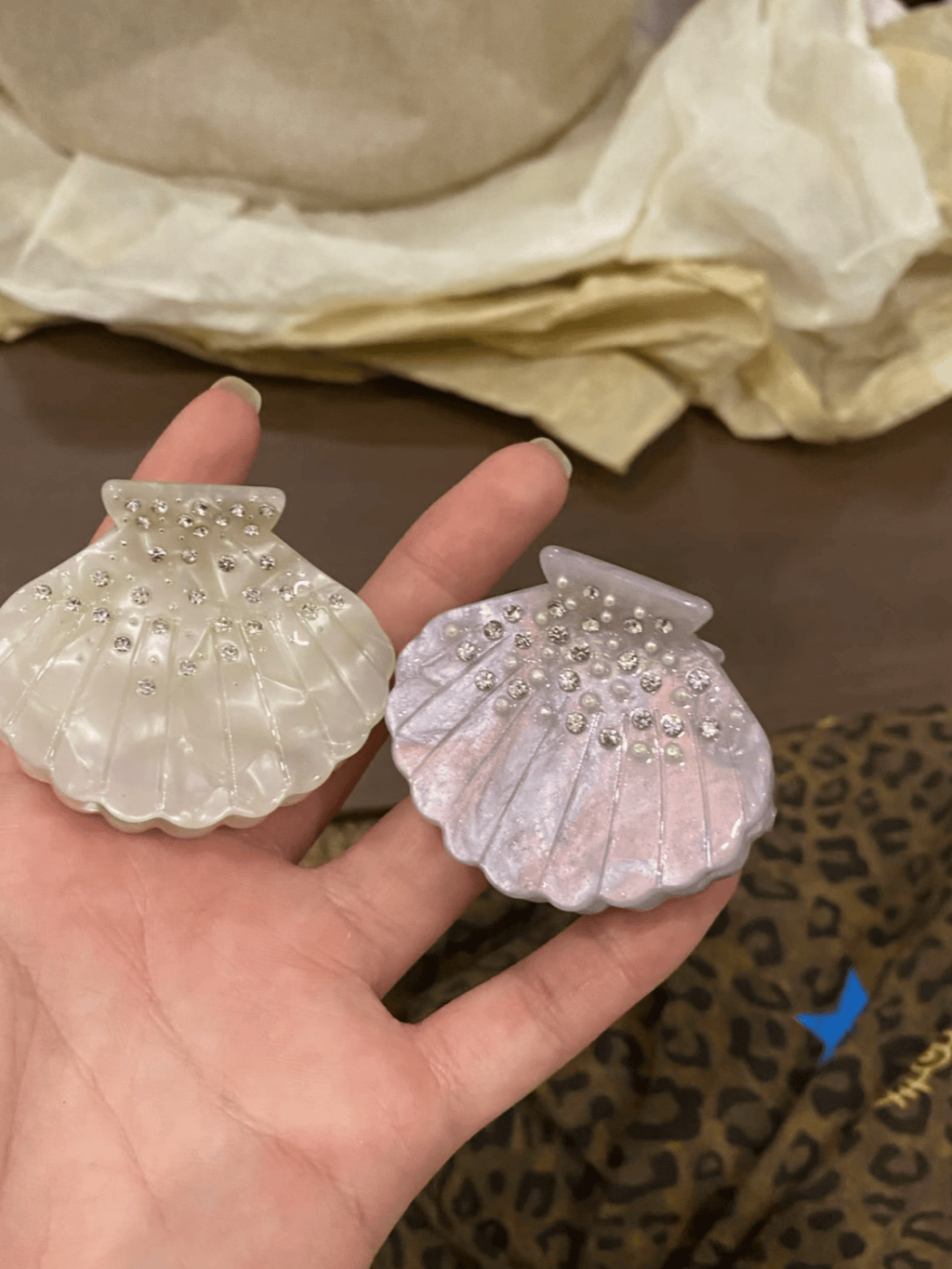 Pearl Shell Rhinestone Claw Clips | 2-Piece Hair Clip Set