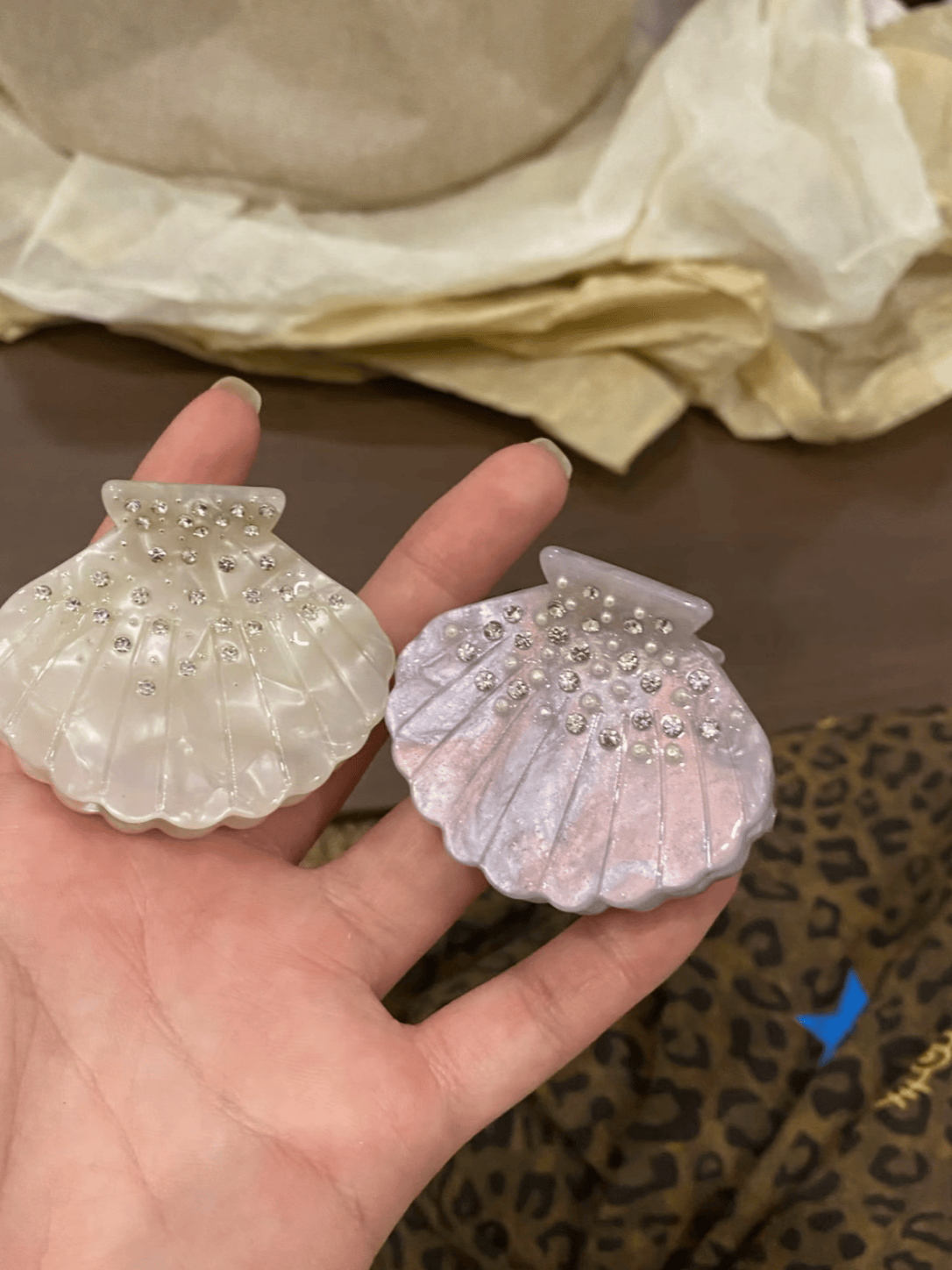 Pearl Shell Rhinestone Claw Clips | 2-Piece Hair Clip Set