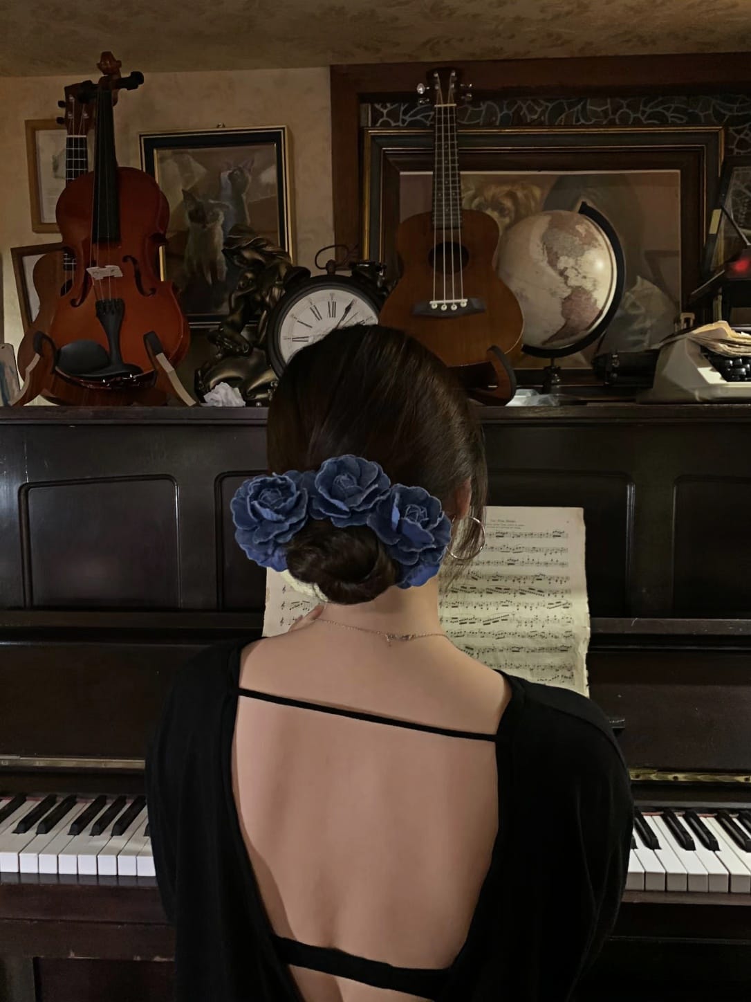 Vintage Blue Rose Hair Clip | Romantic Floral Banana Clip